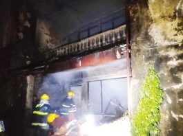 Firefighters help extinguish the fire that hit a house on Thursday night, May 8, 2025, in Barangay Baybay, Roxas City. BASKOG RADYO/FACEBOOK PHOTO