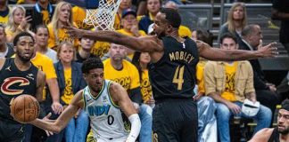 Indiana Pacers’ Tyrese Haliburton looks to pass the ball after being defended by Cleveland Cavaliers’ Evan Mobley. AP PHOTO