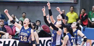 Members of National University Lady Bulldogs celebrate after earning their return trip to UAAP women’s volleyball finals. UAAP PHOTO