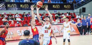 Rain or Shine Elasto Painters’ Jhonard Clarito draws a foul from Phoenix Fuel Masters’ Sean Manganti. PBA PHOTO