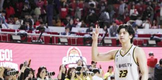 Carl Tamayo finished with 27 points during Changwon LG Sakers’ Wednesday game against Seoul SK Knights in the ongoing KBL Finals. KBL PHOTO