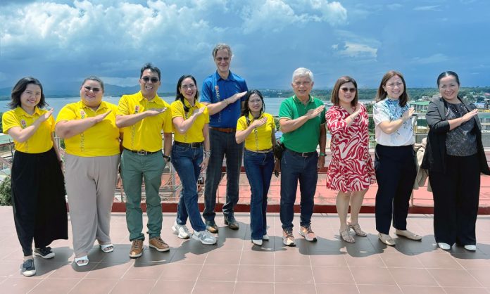 4 - Palawan x RAFI The RAF Microfinance Team was given a tour of the PGC headquarters, including the rooftop where views of Palawan beaches can be enjoyed.