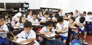 Learners begin writing on their new notebooks during the first day of school for Academic Year 2025-2026 at Santiago Elementary School in Barangay Santiago, City of General Trias, Cavite on Monday, June 16, 2025. Some 27 million students nationwide have returned to their classes. PNA