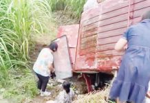 A family from Calatrava, Negros Occidental landed in the hospital after the public utility jeepney they were riding figured in an accident in Purok Señora, Barangay Salvacion, Murcia town on Sunday, June 8, 2025. SCREENGRABBED FROM JAHANI YAP AMOLO
