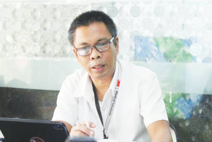 mai 8 mpox “The new mpox cases are not linked to the earlier ones, and none of them had any recent travel history. That tells us there is already community-level transmission, which is concerning,” says Dr. Roland Jay Fortuna, assistant Iloilo City health officer. AJ PALCULLO/PN