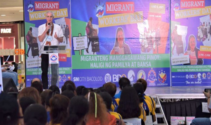 Negros Occidental’s Gov. Eugenio Jose Lacson, together with migrant workers and their families, overseas Filipino workers associations, and Overseas Workers Welfare Administration partner agencies, leads the provincial government in celebrating Migrant Workers’ Day on June 9, 2025 at SM City Bacolod. PROVINCIAL GOV’T OF NEGROS OCCIDENTAL PHOTO