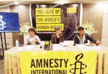 CHR-6: Climate change crisis a human rights emergency Regional Director Jonnie Dabuco (right) of the Commission on Human Rights – Western Visayas, with Amnesty International Philippines representatives Jepie Papa (left) and Lorena Navallasca (center), underscores the need to view climate change as a human rights issue during a press briefing on the “State of the World’s Human Rights” in Iloilo City. AJ PALCULLO/PN