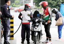 The Department of Energy says the government is gearing up to mitigate impact of global oil price surge on Filipino consumers. Photo shows a gas station assistant filling up a motorcycle fuel tank in Paco, Manila, on Tuesday, June 17, 2025. PNA PHOTO BY YANCY LIM