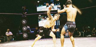 Eros Baluyot throws a punch with Rene Catalan Jr. during action. PHOTO COURTESY OF URCC