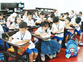 Students begin writing on their new notebook during the first day of school for Academic Year 2025-2026 at Santiago Elementary School in Barangay Santiago, City of General Trias, Cavite on June 16, 2025. Some 27 million students nationwide have returned to their classes. PNA