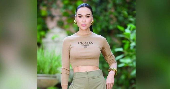 Gretchen-Barretto-copy_superimposed LOLIT SOLIS. PHOTO COURTESY OF INQUIRER.NET