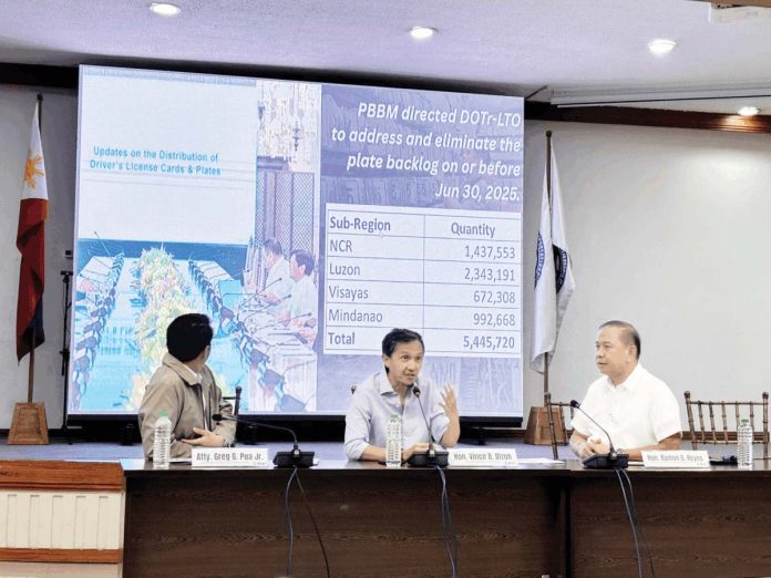 Motor_plate_copy_resized Transportation Secretary Vince Dizon announces that the government has already wiped out the “decade-long” backlog on motorcycle license plates in the country. MARY JOY SALCEDO, INQUIRER.NET