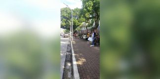 The Bacolod City Legal Office (CLO) under Atty. Karol Joseph Chiu, together with the CLO Enforcement Team led by Executive Assistant Levy Pangue, intensified its operations to reclaim public spaces long obstructed by illegal or makeshift structures. BACOLOD – STRONGER TOGETHER/FACEBOOK PHOTO