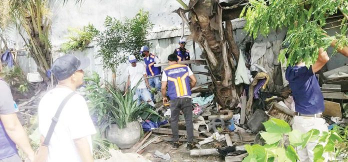 bacolod_SK_fed_bldg_copy_resized The City Enforcement Team from the City Legal Office (CLO) conducted a demolition and clearing operation on July 8, 2025, successfully removing unauthorized structures and reclaiming the Sangguniang Kabataan Federation building in Barangay 16, Bacolod City after several years. BACOLOD CITY LEGAL OFFICE PHOTO