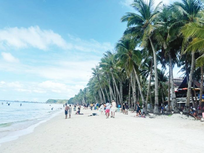 boracay white beach Boracay’s White Beach was ranked by UK’s Big 7 Travel as the 10th best beach in the world this 2025. MAI LADIAO/PN