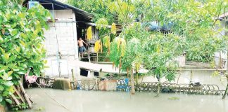 The Iloilo City Government placed barangays in Molo, Jaro, and Lapuz districts under close observation due to their susceptibility to tidal flooding. Photo shows the flooded area in Barangay Tagbak, Jaro on Monday, July 21. K5 NEWS FM ILOILO PHOTO