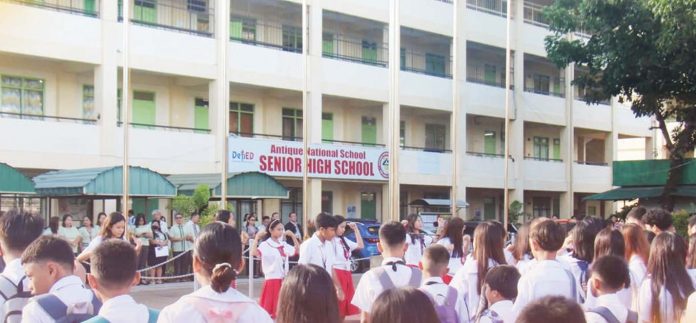 front_pic_resized The Department of Education Region 6 has implemented several interventions including the activation of Learner Rights Protection Officers and Child Protection Committees in schools following the two recent school-related stabbing incidents in Iloilo and Antique. Photo shows the Antique National School in San Jose de Buenavista town during the opening of classes for School Year 2025-2026 on June 16, 2025. THE MADIA-AS/FACEBOOK PAGE PHOTO