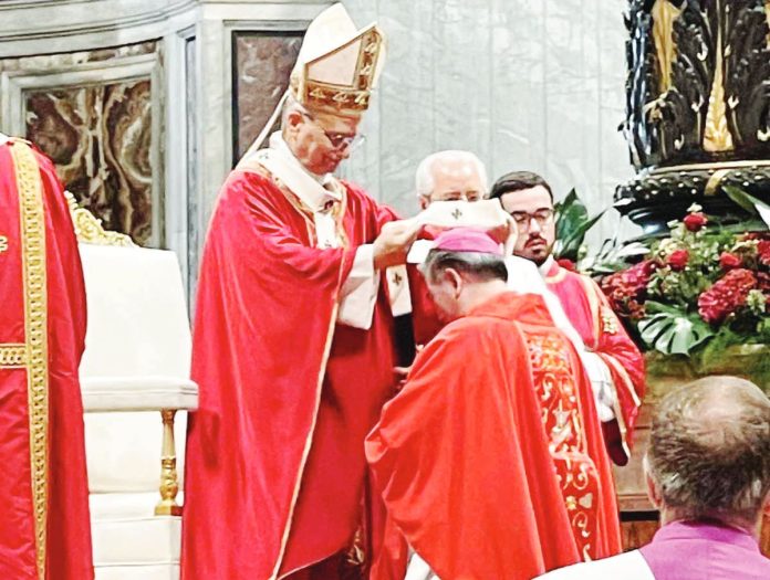 Archbishop Midyphil Billones of the Archdiocese of Jaro receives the pallium from Pope Leo XIV during the Solemnity of Saints Peter and Paul at Saint Peter’s Basilica — signifying his communion with the Holy See and his role as shepherd of the Church. PHOTO FROM ARCHDIOCESE OF JARO, COMMISSION ON SOCIAL COMMUNICATIONS