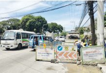 Ongoing pipe-laying works along Bonifacio Drive in Iloilo City cause heavy congestion, frustrating motorists. The road is a key access route from Jaro and La Paz districts to the City Proper. AJ PALCULLO/PN