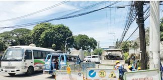Ongoing pipe-laying works along Bonifacio Drive in Iloilo City cause heavy congestion, frustrating motorists. The road is a key access route from Jaro and La Paz districts to the City Proper. AJ PALCULLO/PN