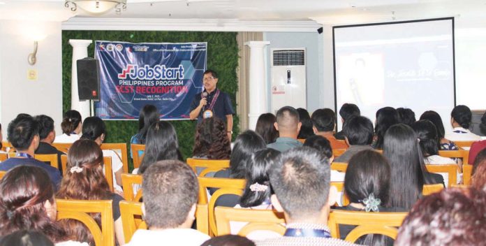 A total of 102 Ilonggo youth were recognized during the JobStart SCST Recognition Program held at the Grand Dame Hotel in Iloilo City. The training was led by the Office of the Provincial Public Employment Service Manager in collaboration with the Department of Labor and Employment.