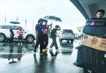 No more ‘Piso fare’ with NAIA privatization – groups People arrive at the departure area of the Ninoy Aquino International Airport (NAIA) Terminal 1. JONATHAN CELLONA, ABS-CBN NEWS/FILE