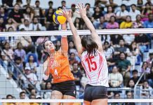 Caitlyn Viray of Farm Fresh Foxies scores against the defense of Petro Gazz Angels’ Myla Pablo. PVL PHOTO