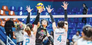Jovelyn Fernandez of Nxled Chameleons scores against the defense of Galeries Tower Highrisers. PVL PHOTO