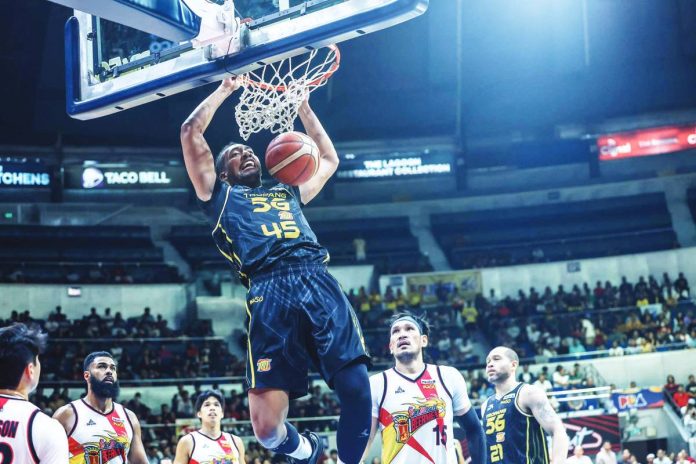 TNT Tropang 5G’s Brandon Ganuelas-Rosser soars for a two-handed dunk. PBA PHOTO