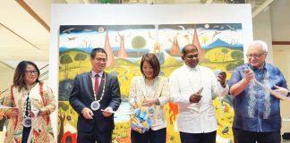 Leading the ribbon-cutting ceremony (from left): Victorina Hesti Dewayani, Deputy Chief of Mission of the Embassy of the Republic of Indonesia; Lai Thai Binh, Ambassador of Vietnam; Constance See, Ambassador of Singapore; Dato’ Malik Melvin Castelino, Ambassador of Malaysia; and Edwin V. Valencia, chairman of the Iloilo Museum of Contemporary Art Advisory Board and president of the Valencia Foundation