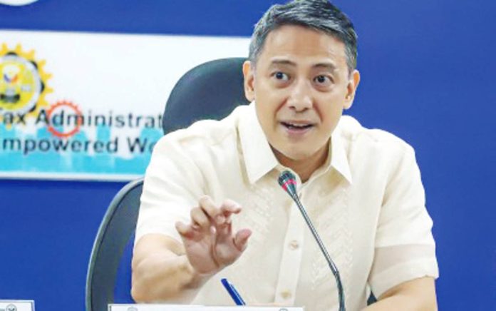 BIR_copy_resized “The Bureau of Internal Revenue will undertake a parallel investigation of contractors implicated in irregular flood control projects. We will support the President’s crusade by auditing the tax returns and payments of these entities,” says Commissioner Romeo Lumagui Jr. PNA