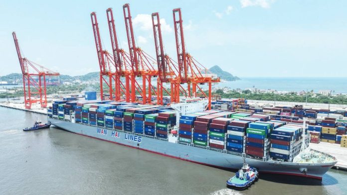 ICTSI The WAN HAI A16 makes its maiden call at Contecon Manzanillo.