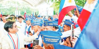 President Ferdinand “Bongbong” Marcos Jr. greets war veterans at the Libingan ng mga Bayani where the government held a commemorative program for National Heroes’ Day on Aug. 25, 2025. PCO