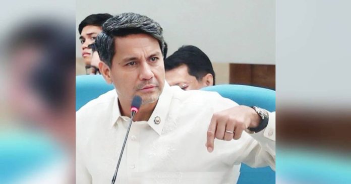 Richard Gomez copy_superimposed Actor-turned-congressman Richard Gomez believes the media is orchestrating a “spin” against him after he received similar questions from multiple reporters regarding his office’s coordination with local officials on flood-control projects.