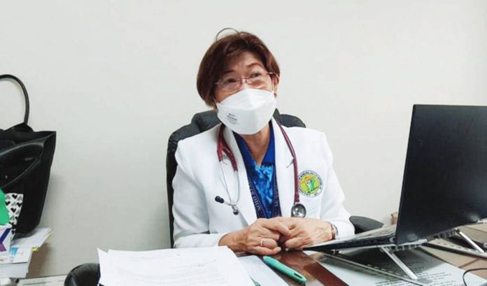 “We are encouraged by the fact that many patients take the initiative to seek consultations voluntarily, demonstrating growing awareness. Encouragement ang kinahanglan, pero kis-a kadamo gid ya gahambal nga ‘di sila mag-testing. And we cannot force people,” says Dr. Sally Ticao, municipal health officer of Oton, Iloilo. NELJOY GALIGAO/PN