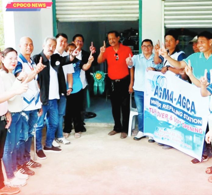Farmers and members of the Agma-Agca Corn Cluster Association in Barangay Agdahon, Cuartero, Capiz receive a P1-million water refilling station with a delivery vehicle from the Provincial Government of Capiz on August 20, 2025. CAPIZ PROV’L GOV’T COMMUNICATIONS GROUP PHOTO