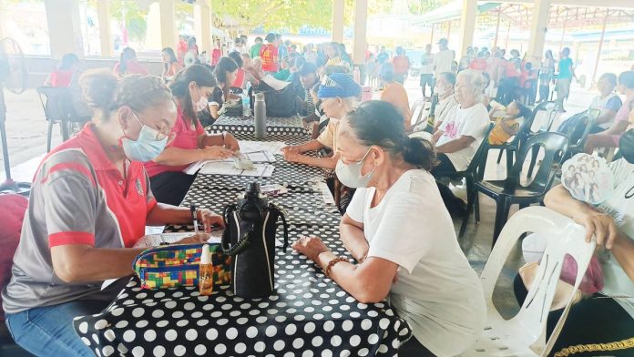 free_health_services_resized Residents from four barangays in Pilar, Capiz availed themselves of the wide range of medical and dental services through the Gugma Medical-Dental Mission on August 11, 2025. PHOTO COURTESY OF RADYO MARAGTAS