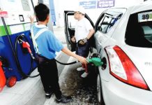Fuel prices up anew today Fuel prices will increase anew today, Aug. 26, 2025, from P0.30 to P0.70 per liter. Photo shows a gasoline station crew attending to a customer in this undated photo. PNA PHOTO BY BEN BRIONES