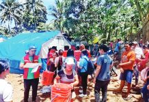 Evacuees at the barangay hall of Masulog and Cabacungan National High School - Masulog Extension in La Castellana, Negros Occidental pack their belongings to return to their homes on Friday, August 1, 2025. PHOTO COURTESY OF ARANGKA LA CASTELLANA/FACEBOOK