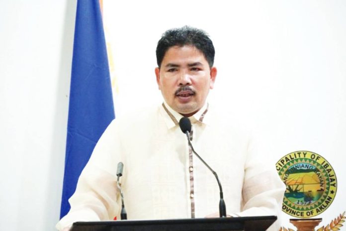 lyndie ibajay ESTOLLOSO