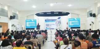Over 300 market vendors attend the launch of the Accelerated Capacity Building Program under the Uswag Negosyo Academy and SIGE Program at the Iloilo City Hall Penthouse on August 5, 2025. The initiative aims to equip them with financial, digital, and entrepreneurial skills to match the city’s modernized public markets. LYNDIE C. DEFACTO/PN