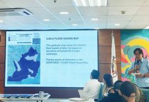 PLANNING BLINDSPOT: Outdated maps, poor data expose flaws in Iloilo City’s flood measures Darwin Papa of the Iloilo City Disaster Risk Reduction and Management Office presents a flood hazard map during the Sangguniang Panlungsod quad committee hearing on last month’s flooding, where outdated maps and poor data were flagged as major obstacles in addressing the city’s flooding problem. MAI LADIAO/PN