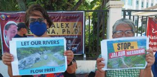 TUMANDOK CRY: STOP THE DAM. With placards demanding “Let our rivers flow free” and “Justice for Tumandok 9,” protesters in Iloilo rallied against the Jalaur River Multipurpose Project II, branding it a threat to ancestral lands, livelihoods, and indigenous survival. The demonstration renewed calls for justice over the 2020 killings of Tumandok leaders and put government agencies and contractors on the spot for what activists call a state-backed assault on people and the environment. JRMP PHOTO