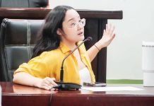 “Bal-an ta man two years are not enough. Subong pa lang ang aton mga projects, especially given sa akon barangay manug-manifest pa lang ina, wala pa gani naumpisa,” says Liga ng mga Barangay (LNB) Iloilo president and ex-officio Provincial Board member Amalia Victoria Debuque. She supports the postponement of the barangay and Sangguniang Kabataan elections to November 2026. NELJOY GALIGAO/PN