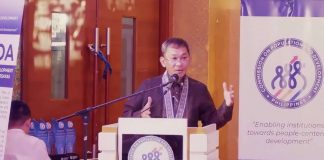 “We celebrate not just the World Population Day but the actual people comprising the populace — especially our young people, who deserve to make informed choices and decisions for their future,” says Director Harold Alfred Marshall of the Commission on Population and Development – Western Visayas during the POPDEV Awards. He stressed the importance of creating a society where reproductive rights to accurate and timely information are protected, policies are data-driven, and anchored on the real needs of the youth.