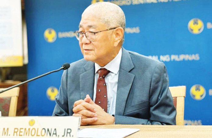 online_gambling_resized Sentral ng Pilipinas Governor Eli Remolona Jr. says they are studying further steps to curb risks tied to online gaming, which he described as carrying “harmful aspects.” PHOTO COURTESY OF INQUIRER.NET