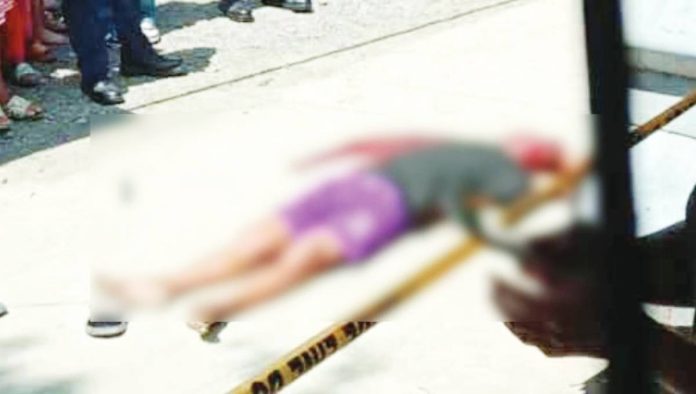 JR Valenzuela lies motionless on the ground after he was shot by a responding police officer for allegedly charging at him with a knife in Barangay Balabag, Pavia, Iloilo, on Friday afternoon, August 1, 2025. CONTRIBUTED PHOTO
