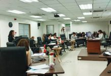 City backs P20 rice program with P500K subsidy share Iloilo City budget officer Viminale Capulso (left) presents the P125.02-million Supplemental Budget No. 2 during the Sangguniang Panlungsod session on Aug. 20, 2025, which includes the P500,000 counterpart subsidy for the P20-per-kilo rice program of the Marcos administration. PNA PHOTO