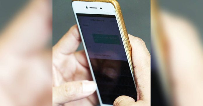 scams The joint effort of the government and private sectors minimized scam calls and SMS scams. However, scam actors are now shifting to other platforms, such as social media and messaging apps, to continue their operations. INQUIRER PHOTO / NINO JESUS ORBETA