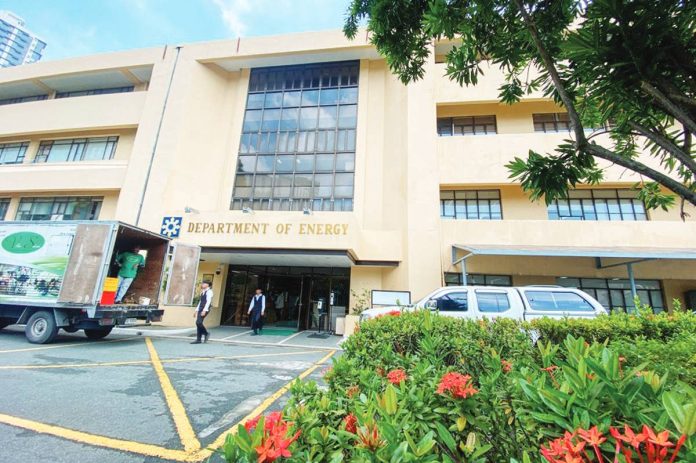 sept_2_fuel_price_resized The Department of Energy says upward adjustments in pump prices are expected next week. JONATHAN CELLONA, ABS-CBN NEWS/FILE PHOTO